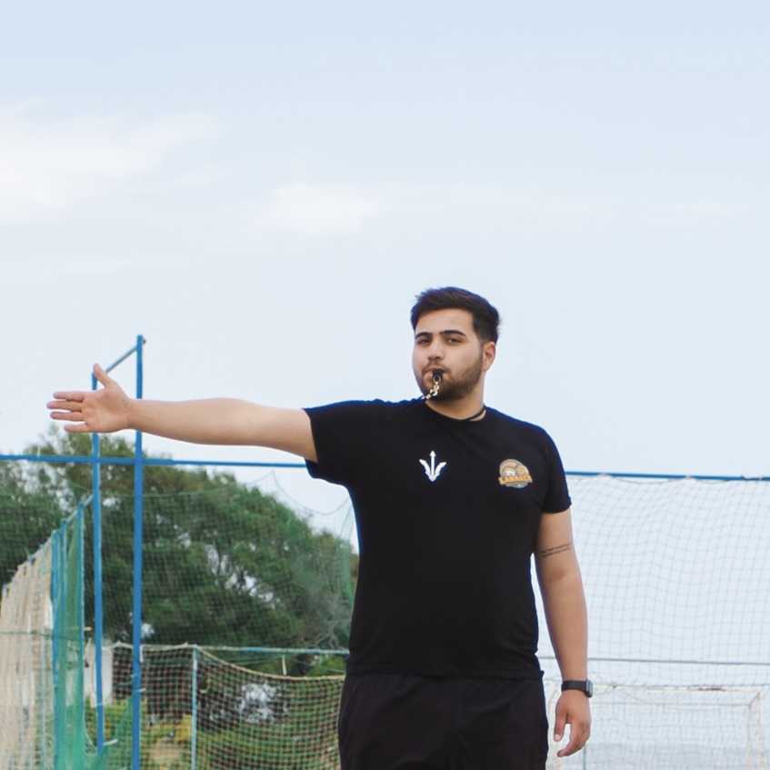 Referee